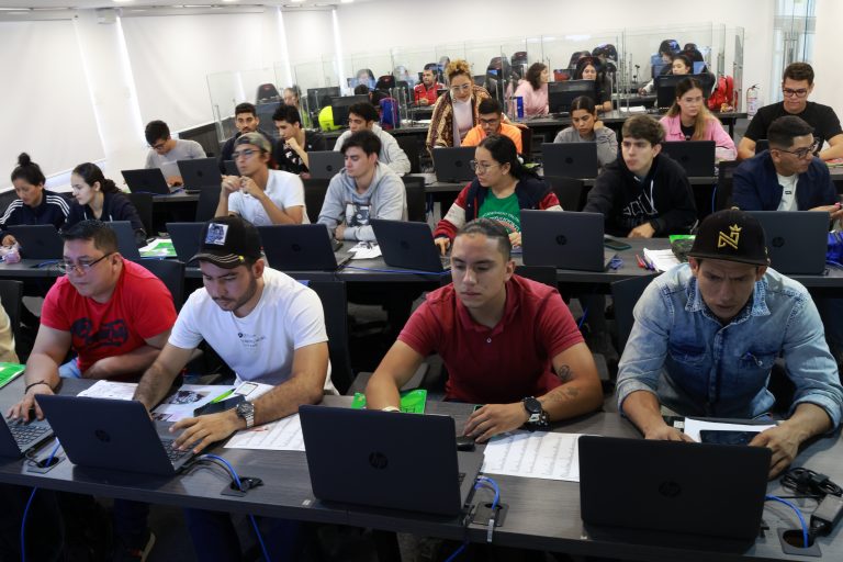 Las UTS dieron la bienvenida a los nuevos estudiantes Uteístas período ...